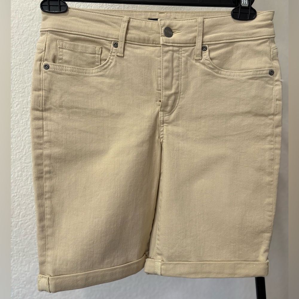 NYDJ Women's Cream Bermudas